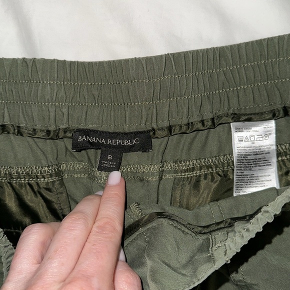 Gently used Banana Republic army green jogger - Picture 2 of 3
